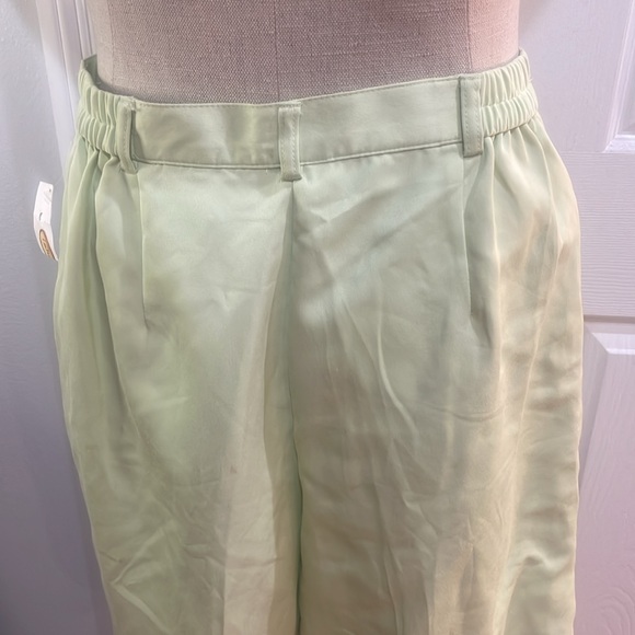 Vintage 90s Talbots Bermuda shorts high waisted elastic waist green women size 8 - Picture 6 of 11